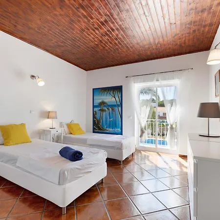 Villa Oliveira *